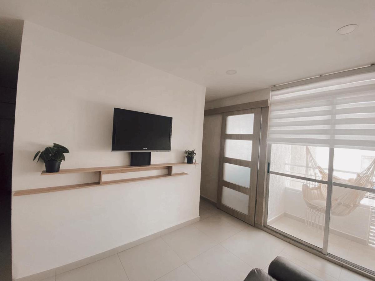 Lovely 2 Bedroom With Pool And Gym