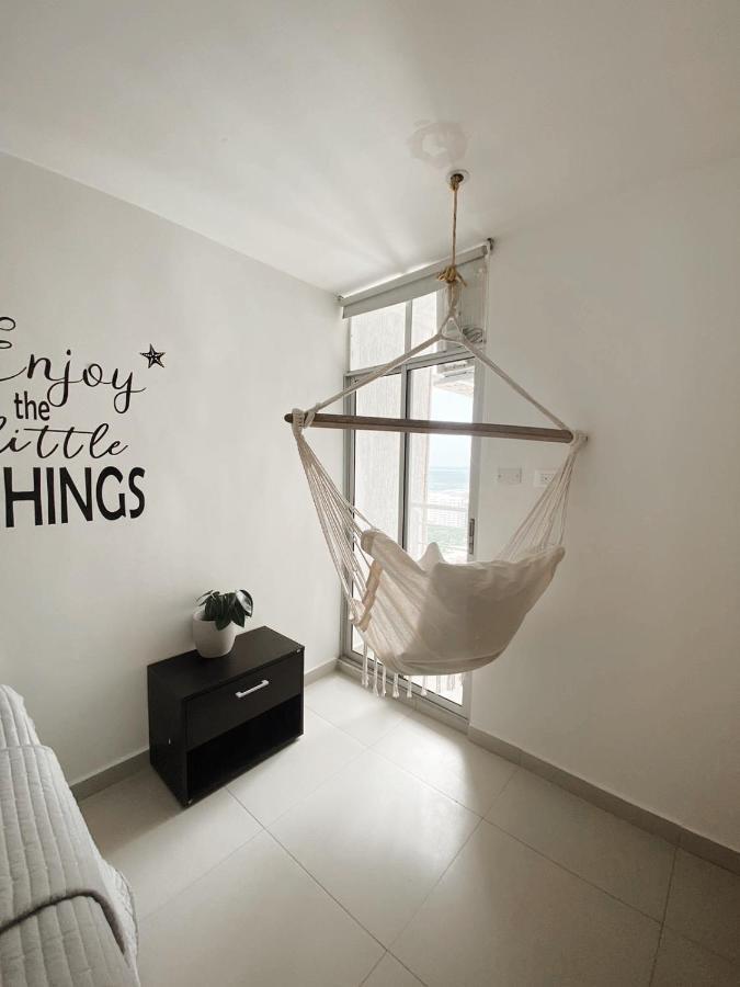 Lovely 2 Bedroom With Pool And Gym Cartagena