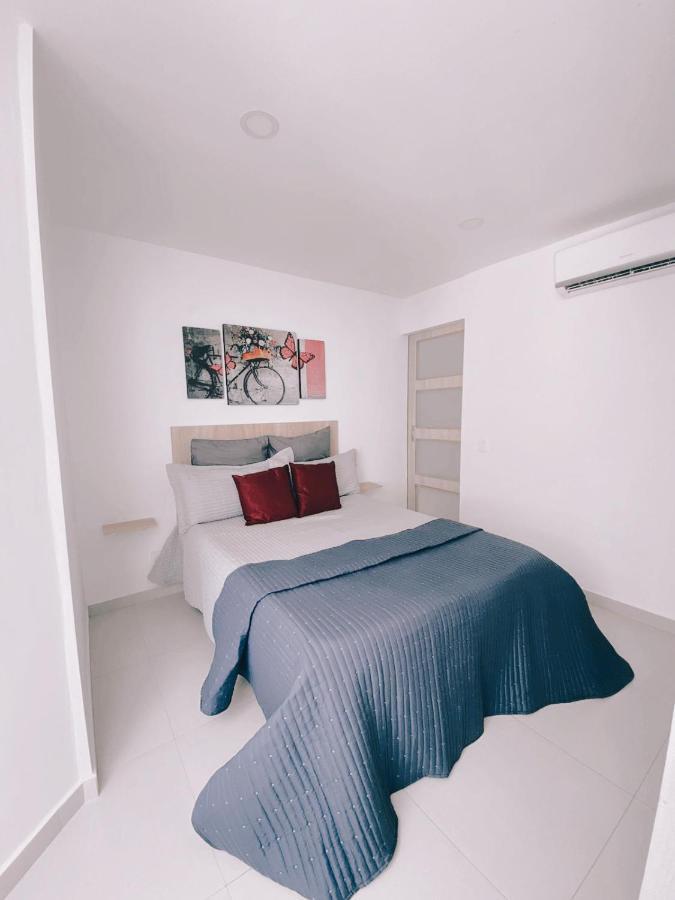 Lovely 2 Bedroom With Pool And Gym Cartagena
