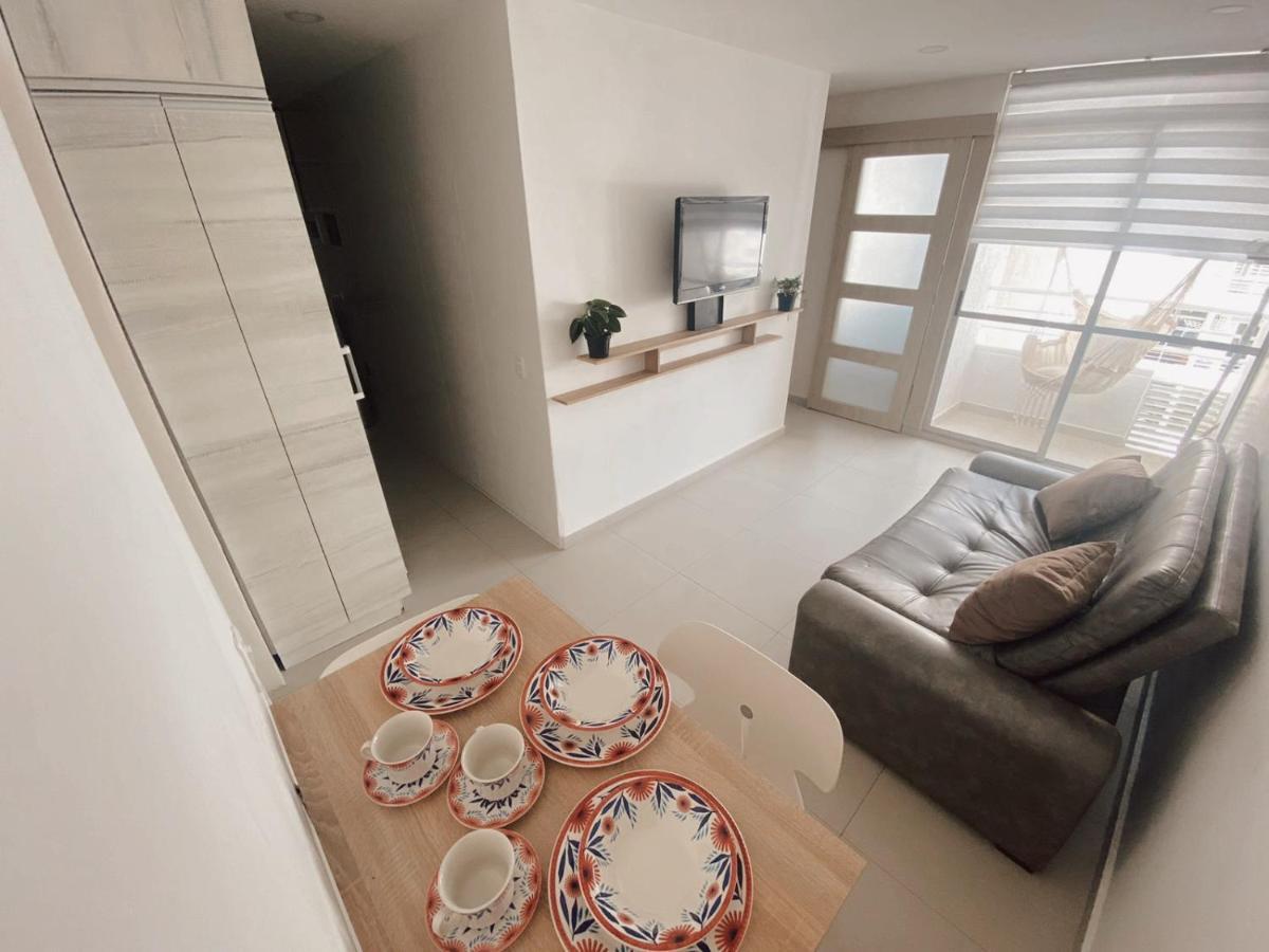 Lovely 2 Bedroom With Pool And Gym Cartagena