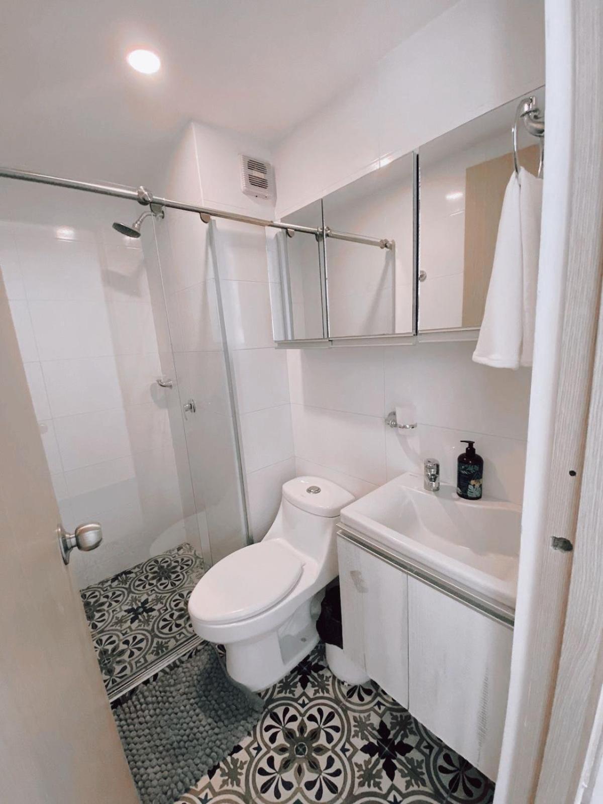 Lovely 2 Bedroom With Pool And Gym Apartment *